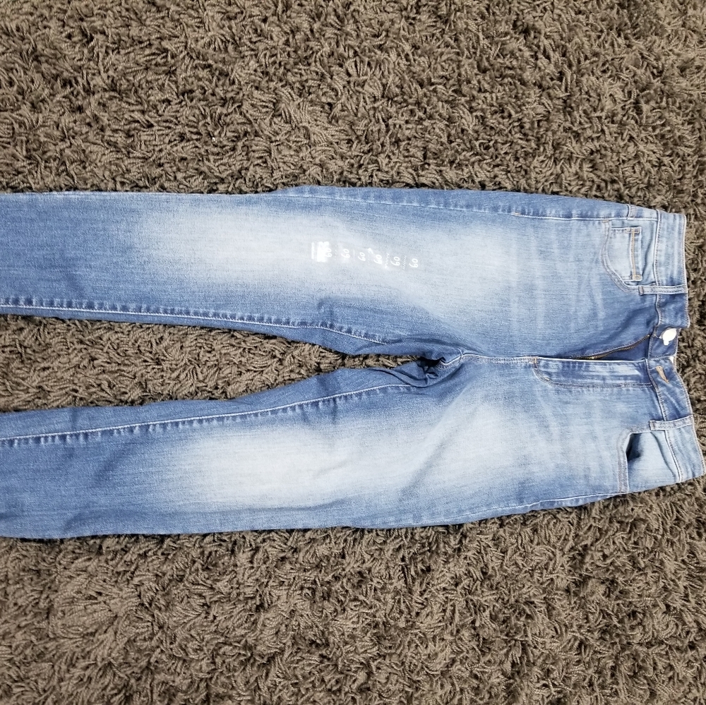 skinny jeans